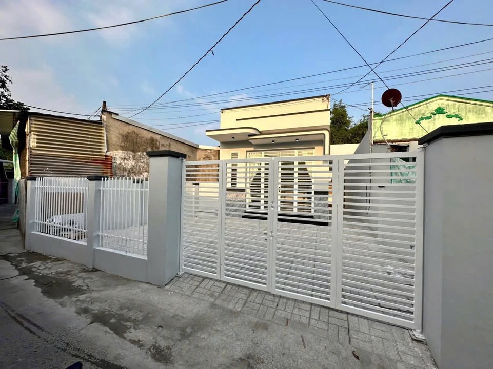 Bán nhà cấp 4 Rạch Cái Sao, Long Xuyên 165m² giá 2 tỷ - Sân đậu ô tô thoải mái!