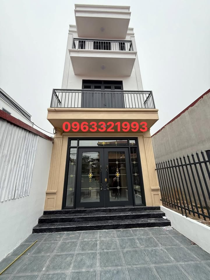 Nhà 3 tầng Thôn Kòn Phổ, Mai Pha, 75.6m² giá 3 tỷ - Sẵn sàng vào ở ngay!