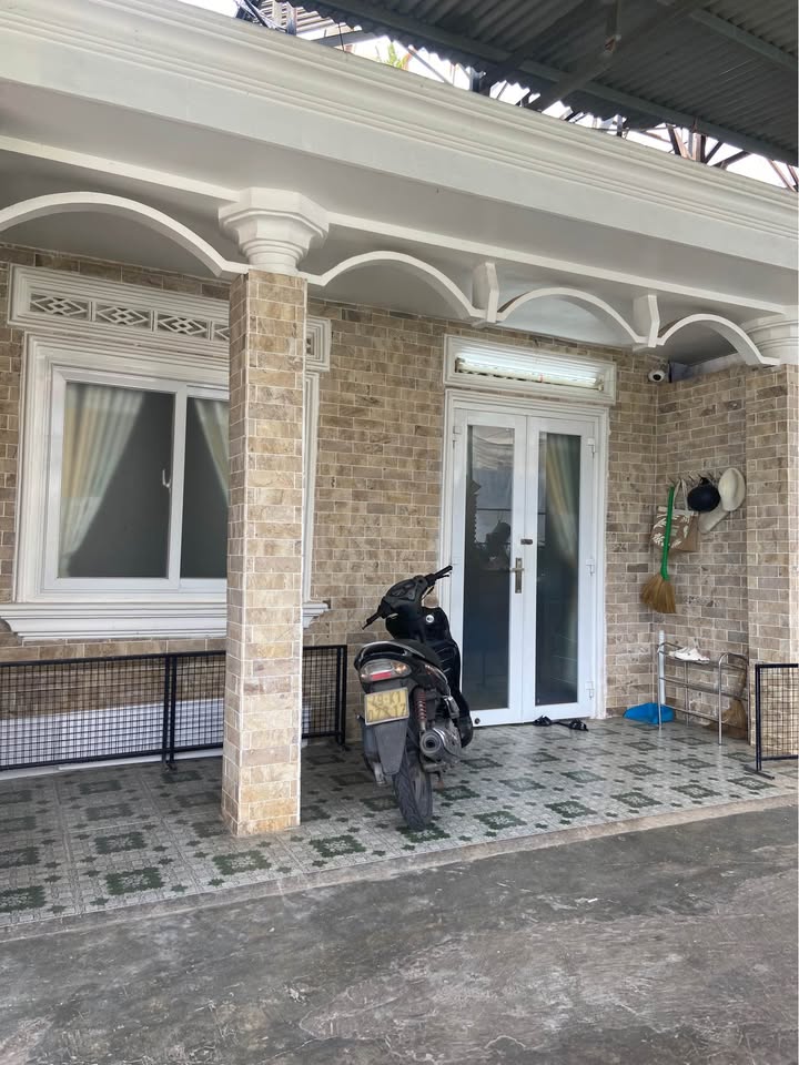 Nhà riêng Đà Lạt 50m² giá 3 tỷ - Sổ đỏ chính chủ, ngay trung tâm!