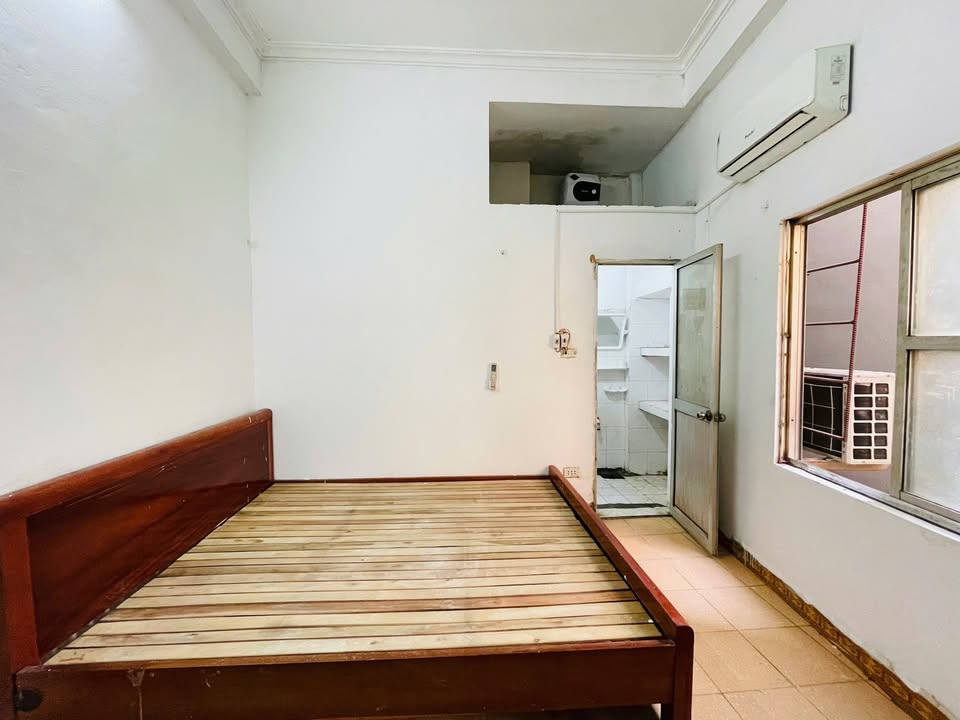 Phòng cho thuê tại 75 Đường Xuân Đỉnh, 20m² giá 2.5 triệu - Không gian thoáng đãng, đầy đủ tiện nghi!