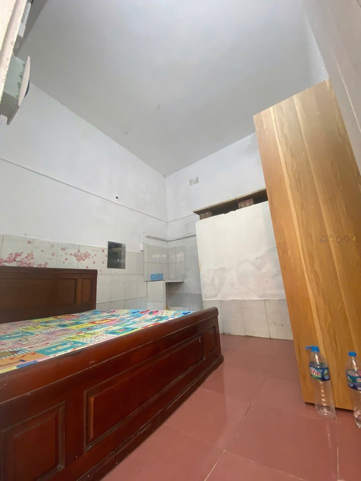 Phòng trọ Xuân Đỉnh 30m² giá 2.3 triệu - Tiện nghi đầy đủ, an ninh 24/7!