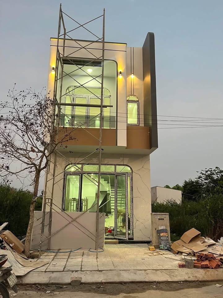 Nhà trệt lầu Đường B3, Phường Hưng Phú, Cần Thơ 126m² giá 3.29 tỷ - Đón Tết ngay trong ngôi nhà đẹp!