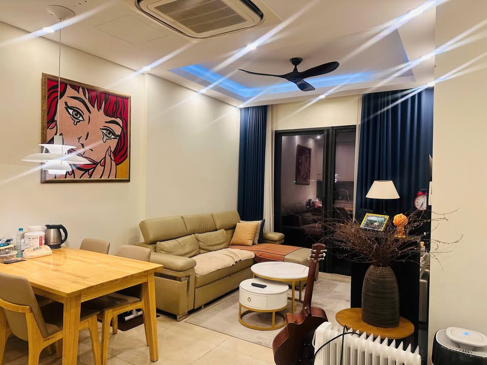 Căn hộ C67 D'Capitale Cầu Giấy 70m² giá 10 tỷ - View đẹp, sẵn sàng vào ở!