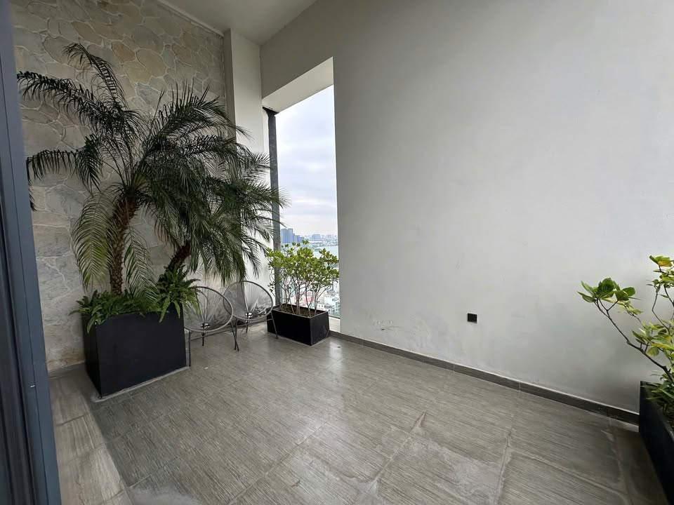 Căn hộ Ciputra Tây Hồ 79m² giá 8.8 tỷ - View Hồ Tây cực đẹp!