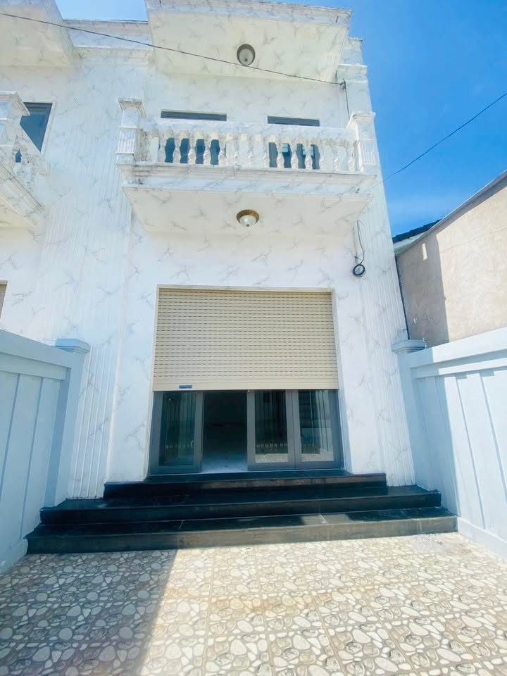 Nhà cấp 3 Phường 9 Vĩnh Long 105m² giá 1.85 tỷ - Ngay gần chợ và bệnh viện