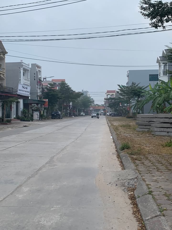 Đất nền tại phường Tân Dân, TP Chí Linh, 90m² - Giá thỏa thuận, vị trí thuận lợi!