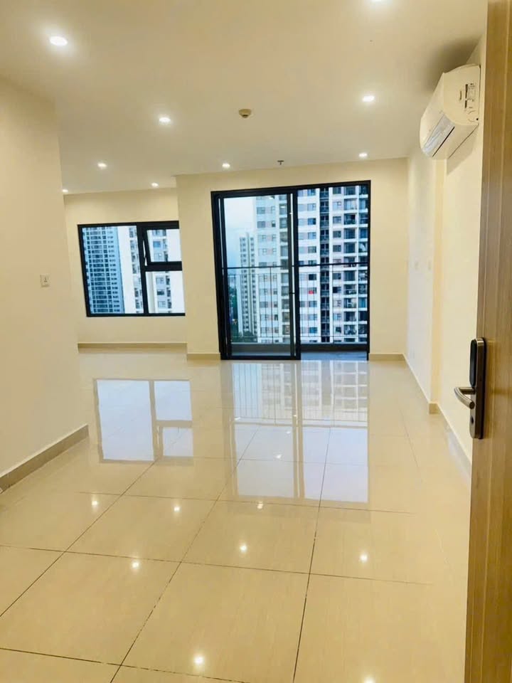 Căn hộ Vinhomes Grand Park Bình Thạnh 69m² giá 3,3 tỷ - View công viên cầu vồng