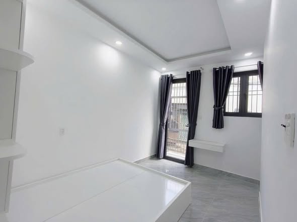 Nhà 2 tầng Đỗ Xuân Hợp, Phước Long A 34m² giá 3.999 tỷ - Dọn vào ở ngay!