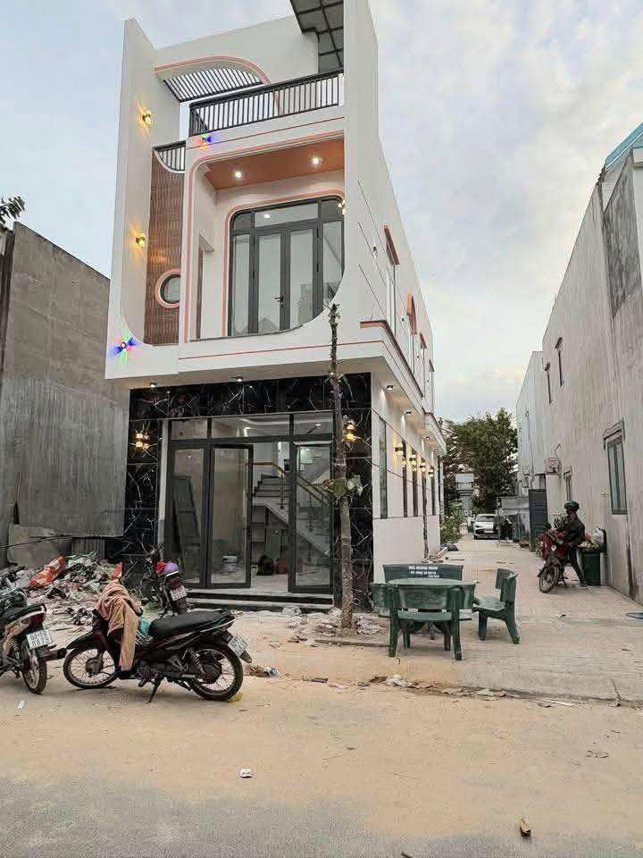 Bán nhà mặt tiền Khu Nhà Ở Thái Bình Dương 63m² giá 3.2 tỷ - Sổ hồng riêng chính chủ!