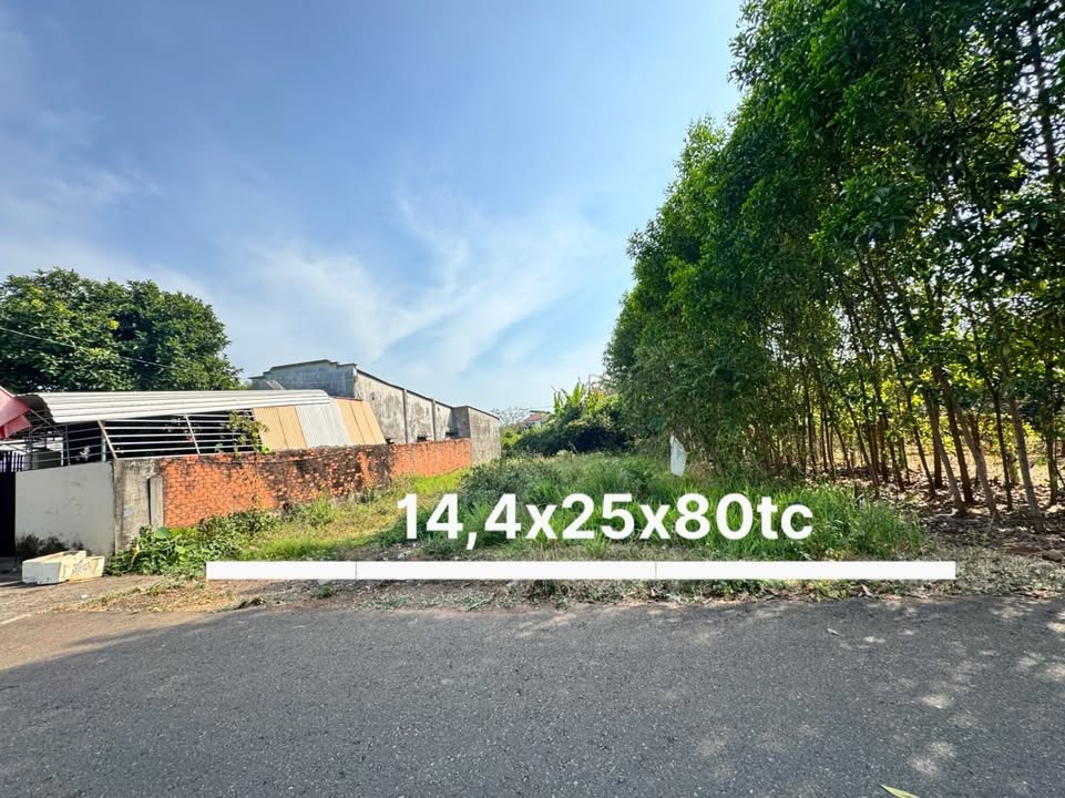 Đất nền Long Phước, 304m² giá 2.2 tỷ - Góc 2 mặt tiền