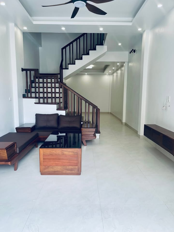 Nhà ngõ phố Vũ Hựu, phường Thanh Bình, 53m², giá 3 tỷ - Chính chủ bán gấp!