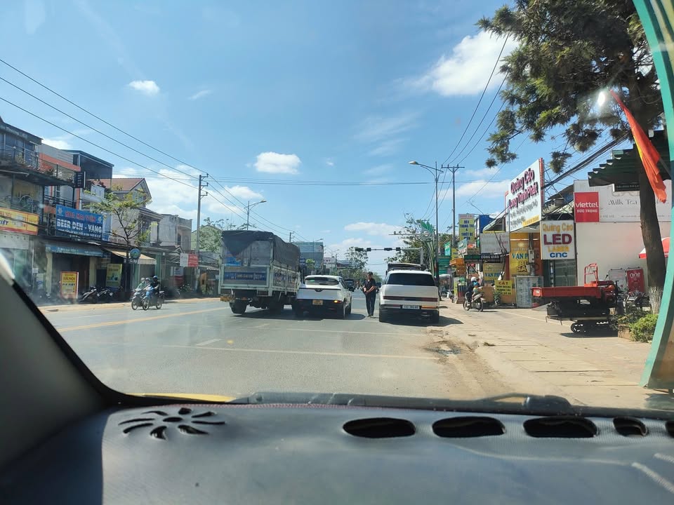 Nhà cấp 4 mặt tiền QL 20, Đức Trọng, 165m² - Cơ hội đầu tư kinh doanh tuyệt vời!