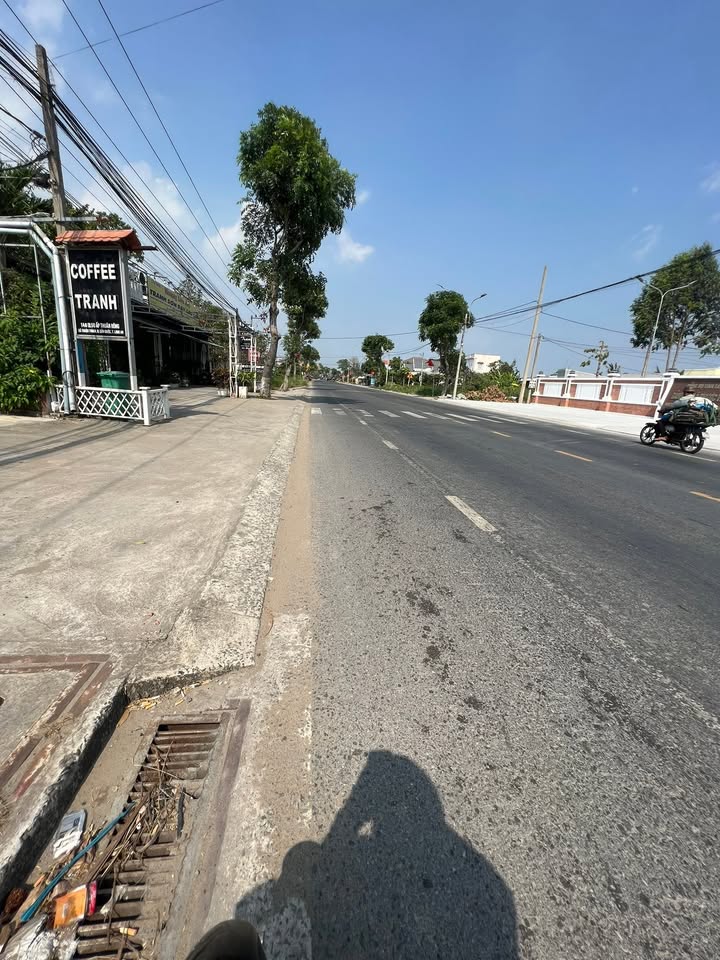 Nhà mặt tiền Quốc Lộ 50, Tân Tập, 200m² chỉ 12 triệu - Kinh doanh đa ngành!