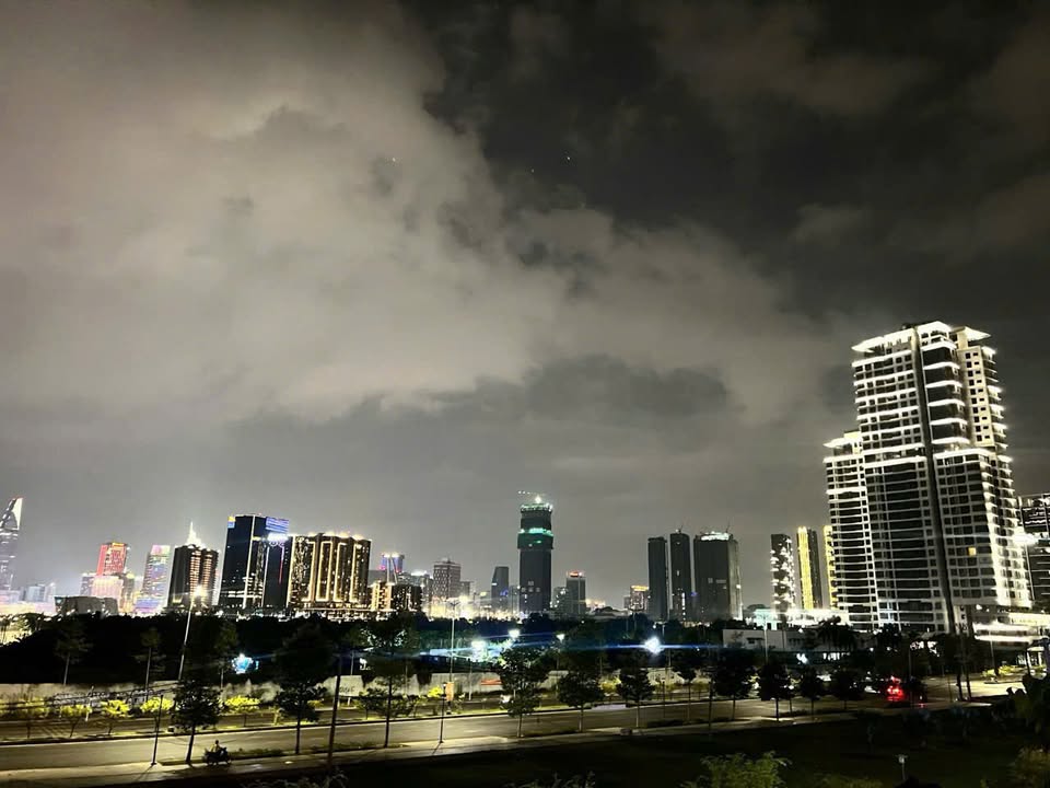 Shophouse Lakeview 1 Thủ Thiêm 140m² giá 100 tỷ - Đầu tư sinh lời hấp dẫn!