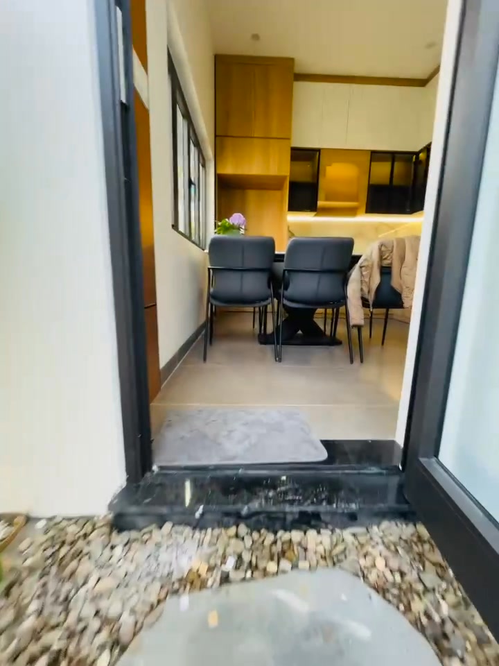 Nhà đẹp Đường Ô Tô Thu Bồn, TP Huế 100m² giá 3.3 tỷ - Sẵn sàng vào ở!