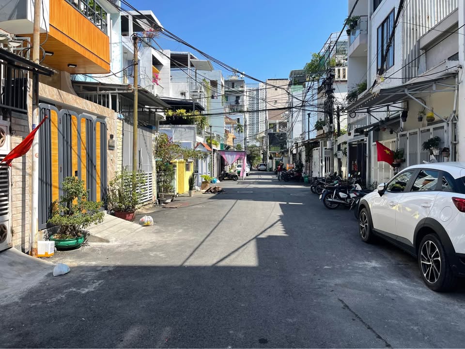 FrontHouse Đường An Thượng, Đà Nẵng 60m² giá 7 tỷ - Gác lửng tiện nghi!