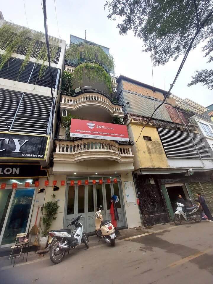 Nhà mặt phố Đặng Tiến Đông Đống Đa 65m² - Kinh doanh sầm uất, giá thỏa thuận!