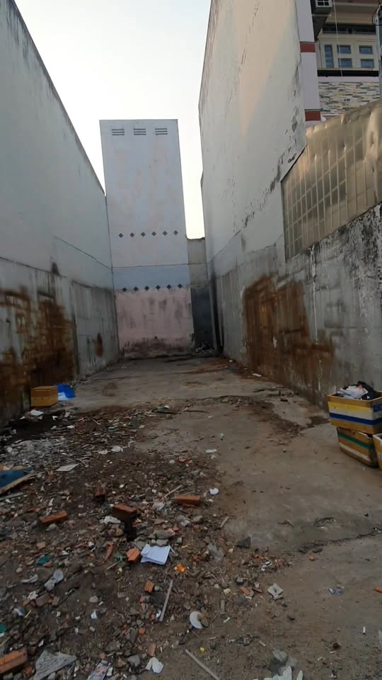 Đất nền Quận Bình Tân 80m² giá 6.3 tỷ - Hẻm thông xe hơi