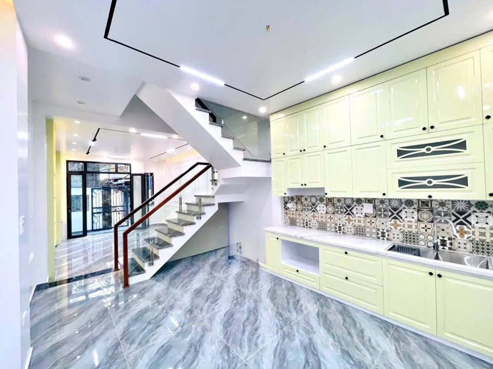 Nhà mới Bùi Thị Từ Nhiên, Hải An 45m² giá 2.8 tỷ - Thiết kế tiện nghi, sổ hồng sẵn!