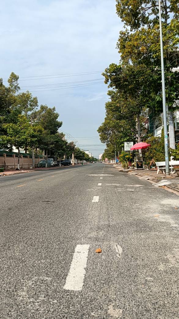 Nhà cho thuê nguyên căn KDC Hùng Vương, Phan Thiết 200m² - Dễ dàng vào ở ngay!