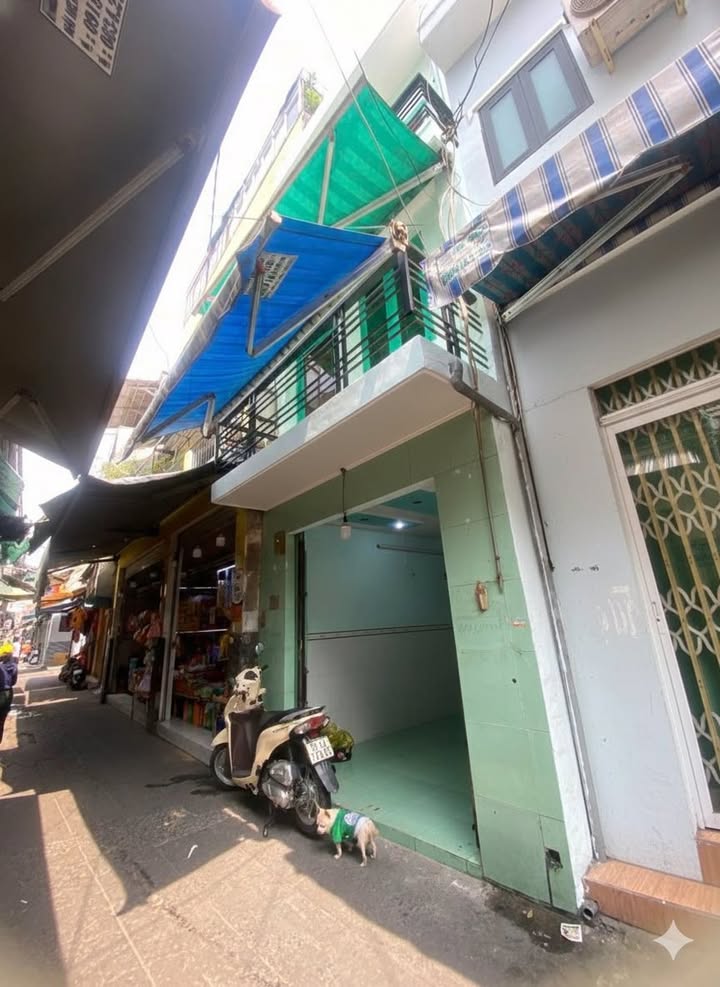 Nhà mặt phố Trần Xuân Soạn, Quận 7, 18m² giá 2.99 tỷ - Kinh doanh ngay!