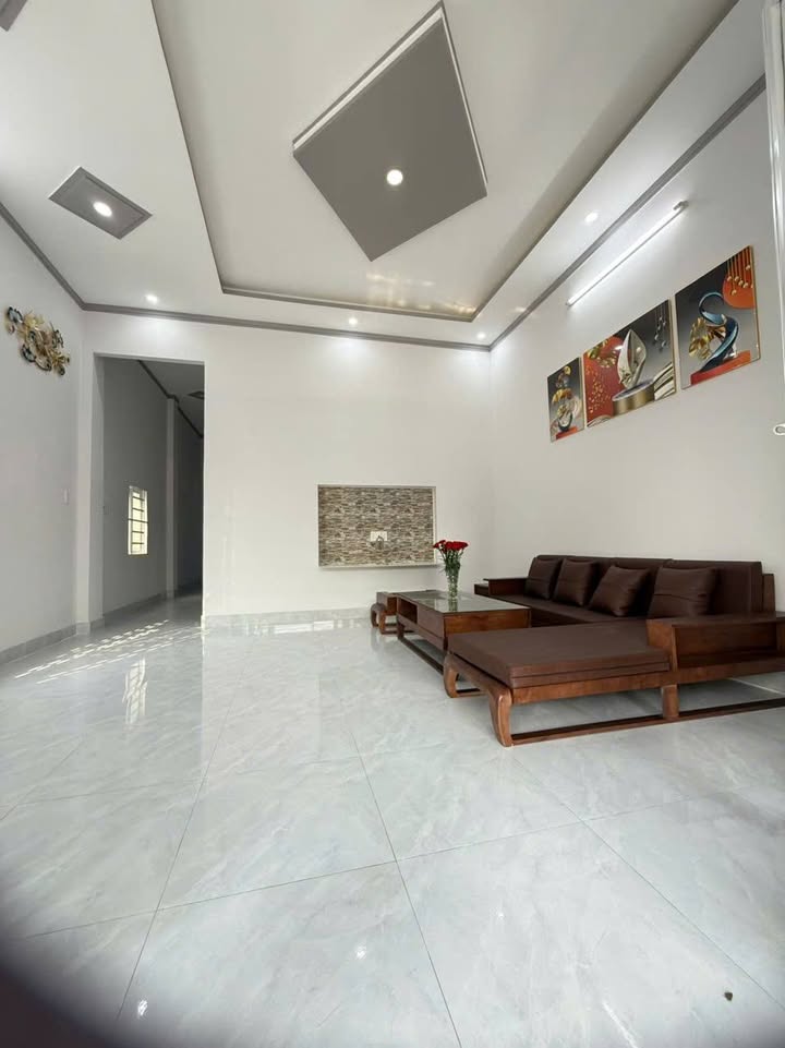 Nhà riêng Trảng Dài Biên Hòa 90m² giá 1.65 tỷ - Nhà kiên cố, vị trí đắc địa!