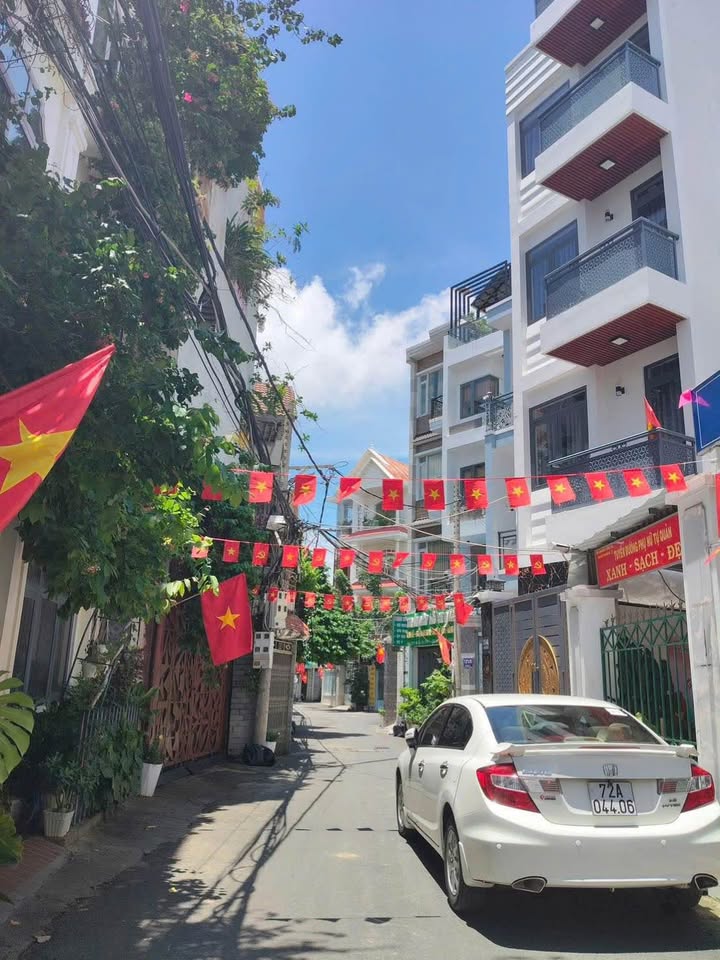 Đất thổ cư đường Ba Cu P4 Vũng Tàu 111m² giá 8.2 tỷ - Hướng Đông Nam, ô tô vào tận nhà!