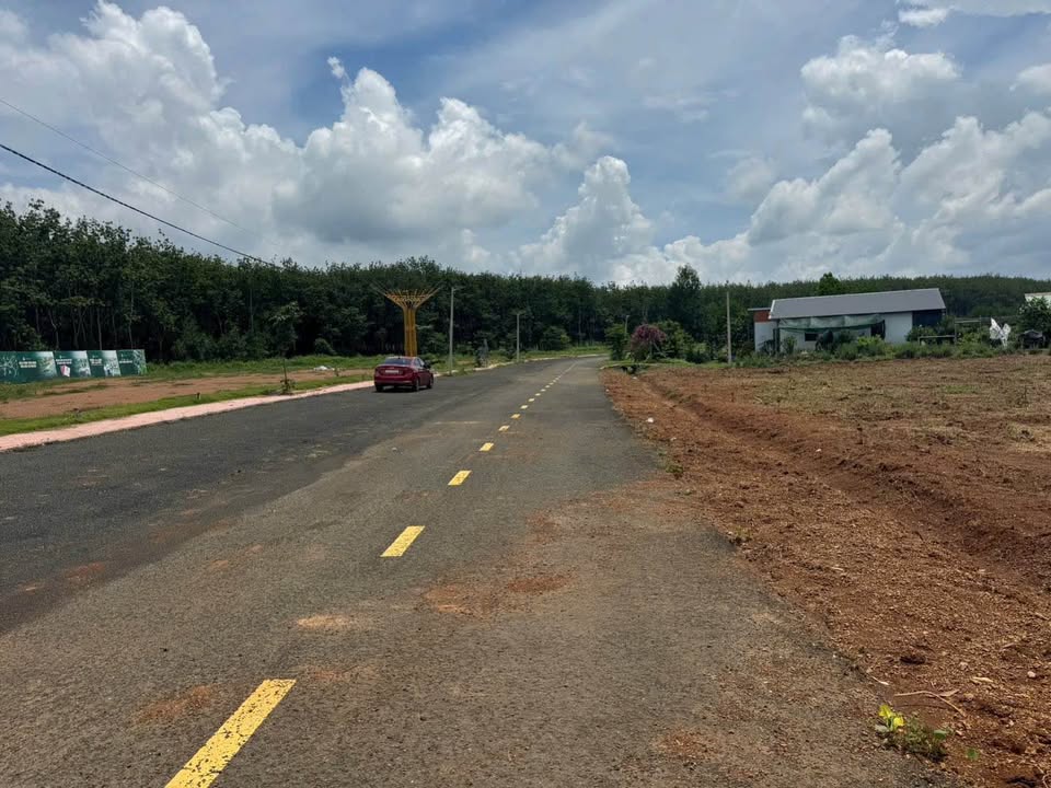 Đất thổ cư Đồng Tiến, Đồng Phú 272m² giá 440 triệu - Mặt tiền đường nhựa thuận lợi!