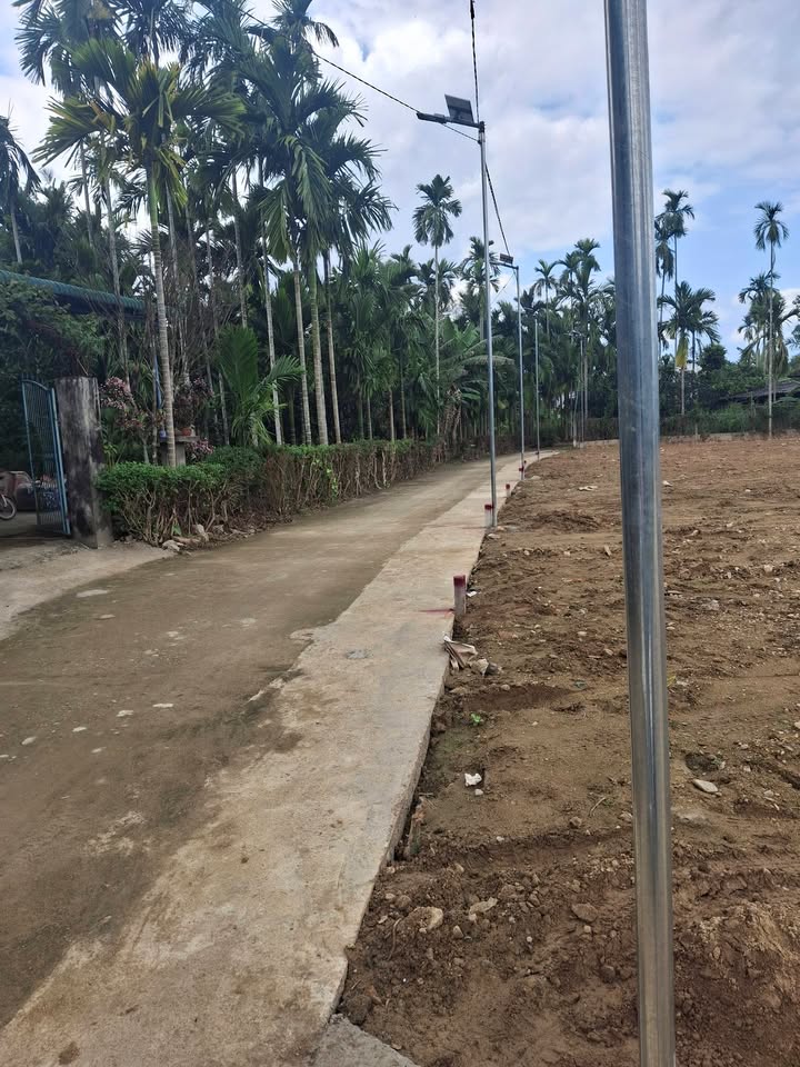 Đất nền Thị trấn Chợ Chùa 210m² giá 400 triệu - Sổ đỏ chính chủ, sang tên ngay!