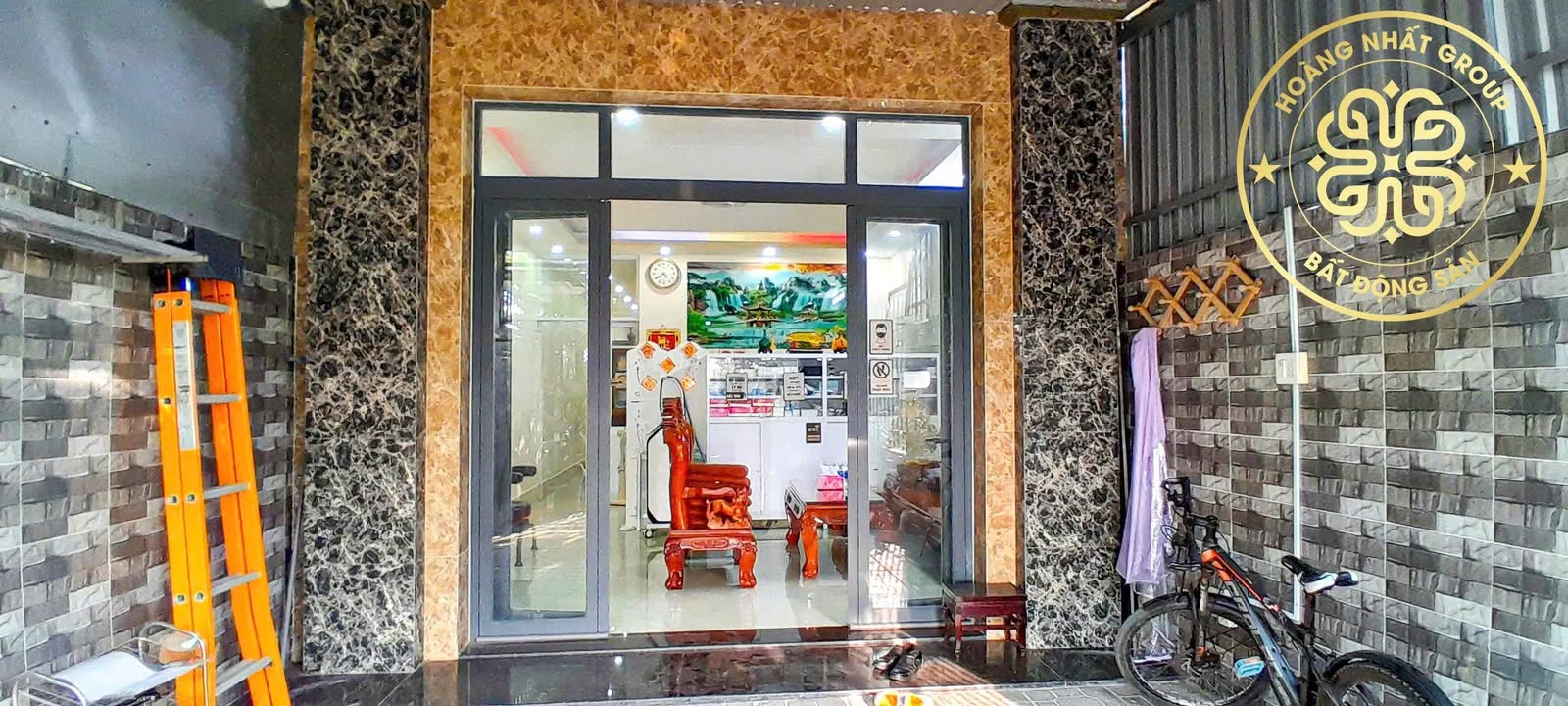 Nhà đẹp đường D1, Lý Văn Lâm, Cà Mau 112m² giá 2 tỷ - Nhượng lại toàn bộ nội thất!