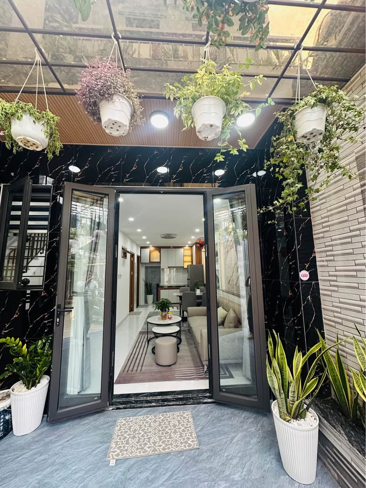 Nhà 2 tầng 142 Điện Biên Phủ, Thanh Khê 52m² giá 4.05 tỷ - Nở hậu phong thủy