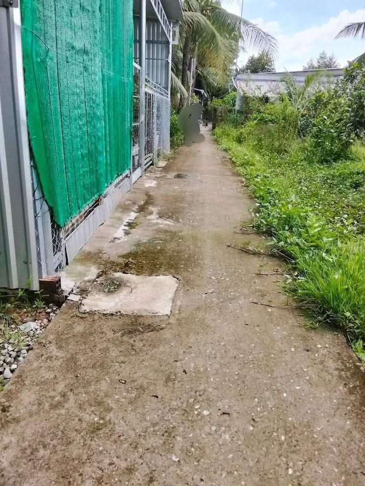 Đất nền 200m² Thị trấn Cái Bè 550 triệu - Vị trí đẹp, dân cư đông đúc!