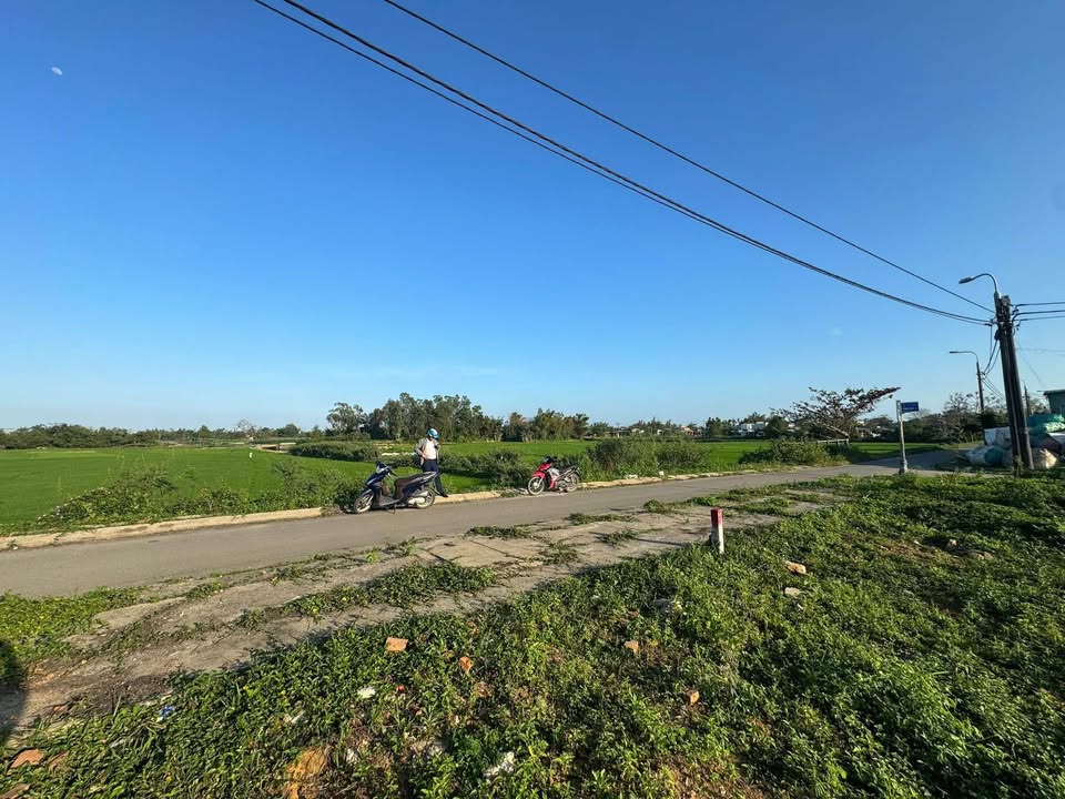 Nhà ở tái định cư Hòa Phước Đà Nẵng 130m² giá 2.85 tỷ - View đồng thoáng mát!