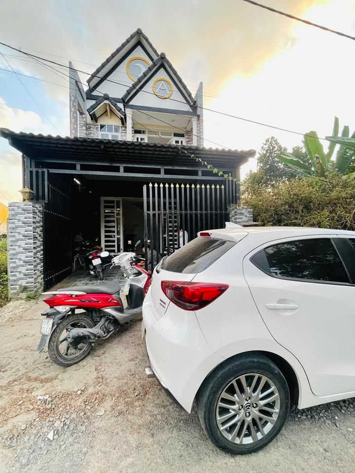 Nhà 1 lầu 140m² tại Tân Thạnh Đông, Củ Chi - Giá 1.9 tỷ - Chỉ cần dọn vào ở ngay!