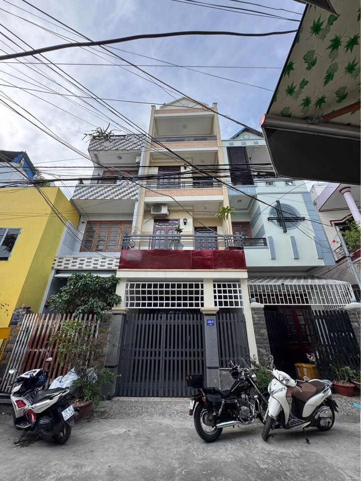 Nhà phố Vĩnh Hải, Bắc Nha Trang 68.2m² giá 8.9 tỷ - Sẵn sàng công chứng ngay!