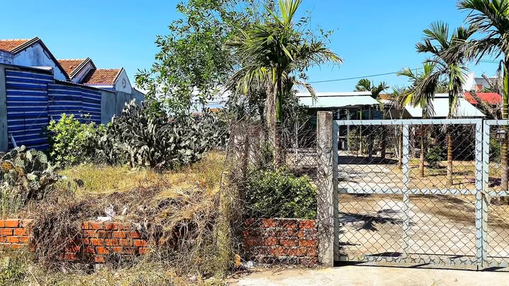 Đất nền biển Làng Lò 2 Phú Yên 450m² giá chỉ 4.5 tỷ - Cơ hội đầu tư hiếm có!