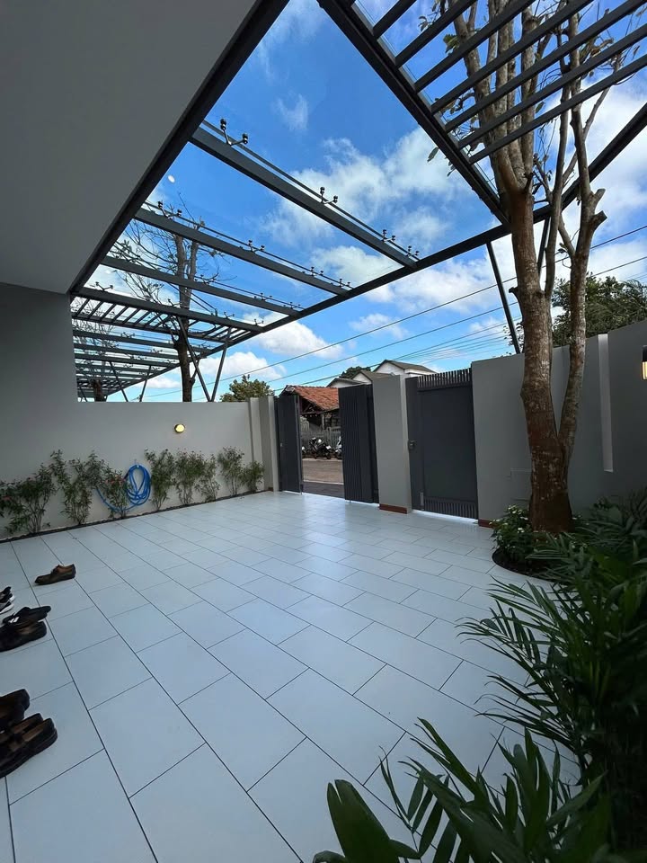 Nhà Căn Góc 2 Mặt Tiền TDP 2, Buôn Ma Thuột 164m² Giá 5.99 Tỷ - Sẵn Sàng Vào Ở!