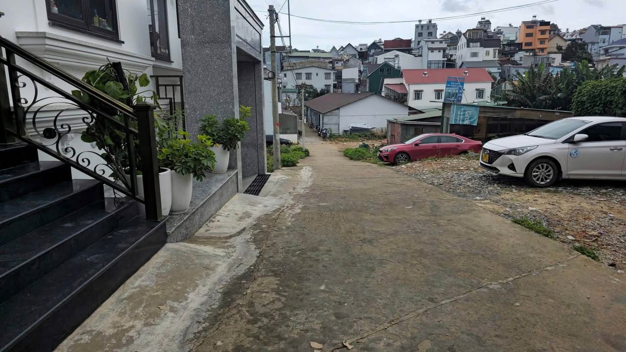 Bán lô đất đường Nguyễn An Ninh, Đà Lạt - 68.5m² - Sổ hồng riêng, giá tốt!