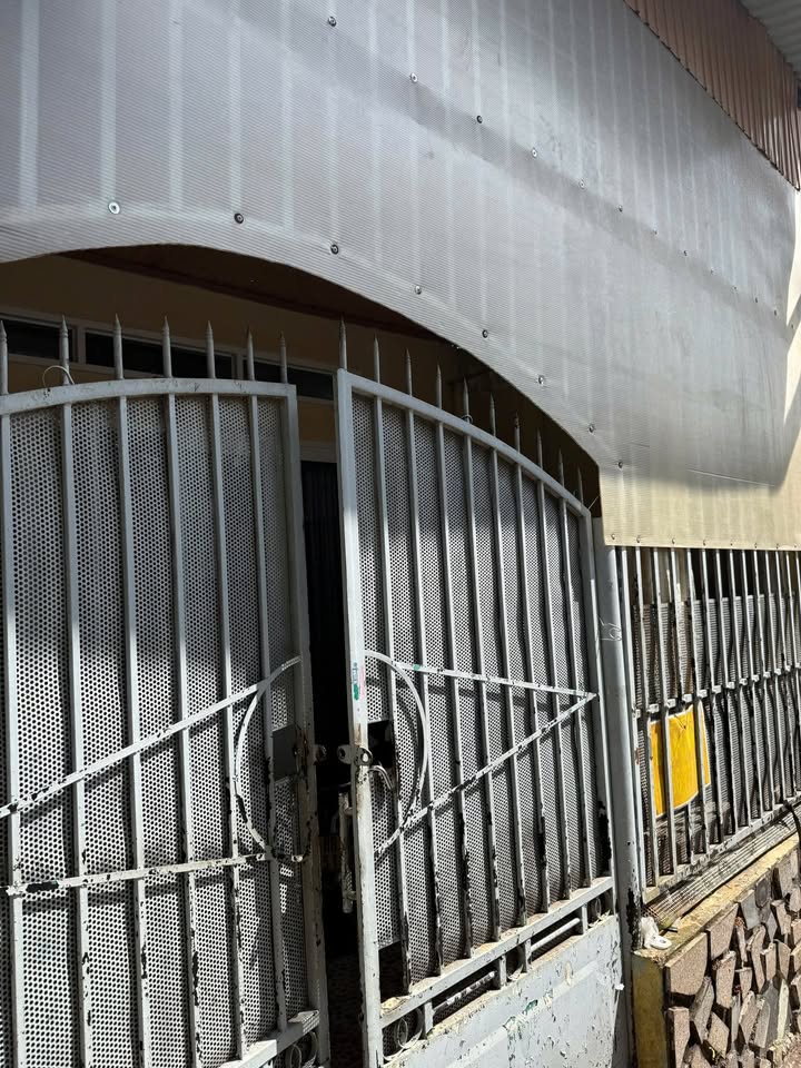 Nhà hẻm Nguyễn An Ninh, Pleiku 72m² giá 1.6 tỷ - Sẵn sàng ở ngay!