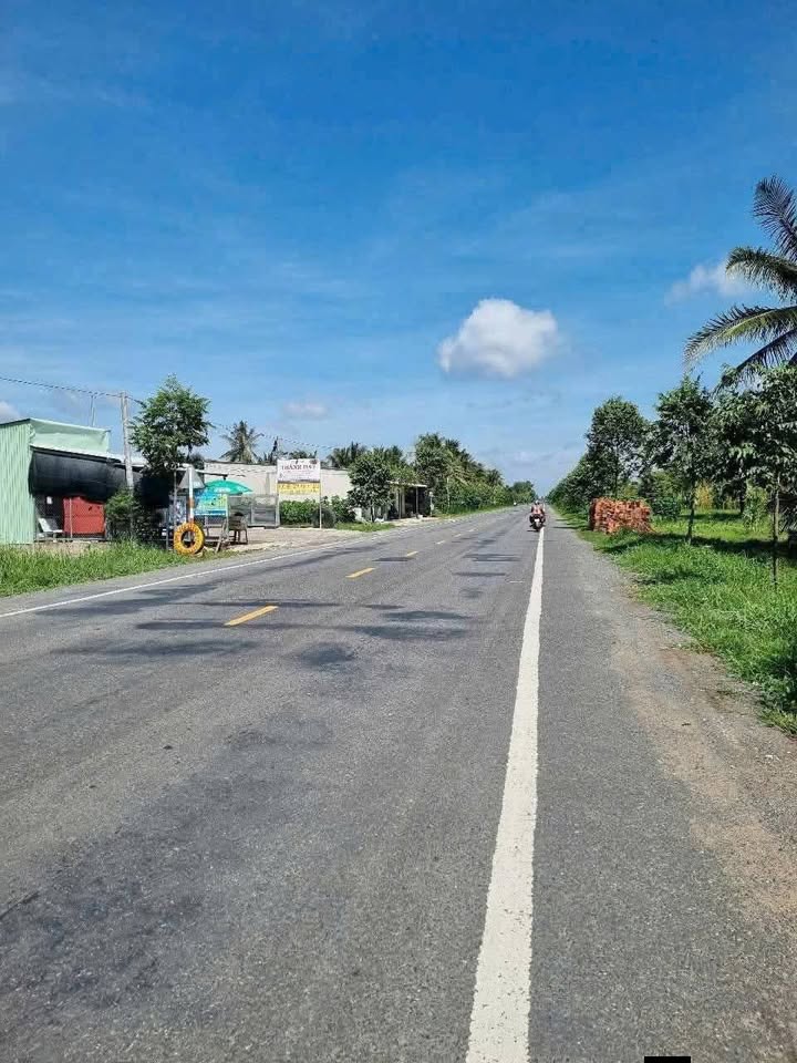 FrontHouse mặt tiền đường Sơn Hòa, Bến Tre 503m² giá 4 tỷ - Kinh doanh thuận lợi!