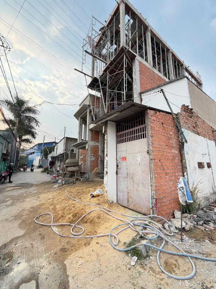 Đất nền đường Võ Thị Liễu, An Phú Đông, 92m² giá 4.9 tỷ - Sổ hồng riêng chính chủ!