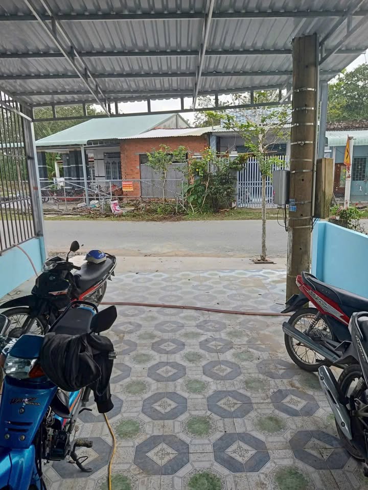 Nhà mặt tiền Chợ Lộc Hưng, Trảng Bàng, 105m² giá 1.35 tỷ - Pháp lý rõ ràng!