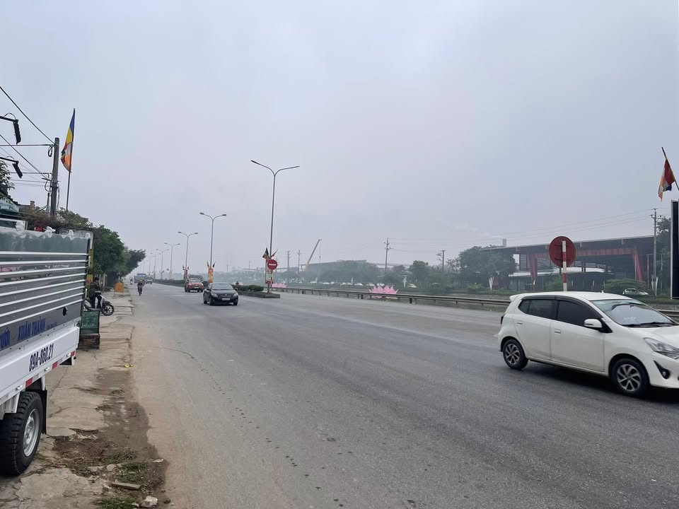 Đất nền mặt đường Quốc lộ Thái Bình Nam Định 92m² giá chỉ 2 tỷ - Đầu tư sinh lời ngay!