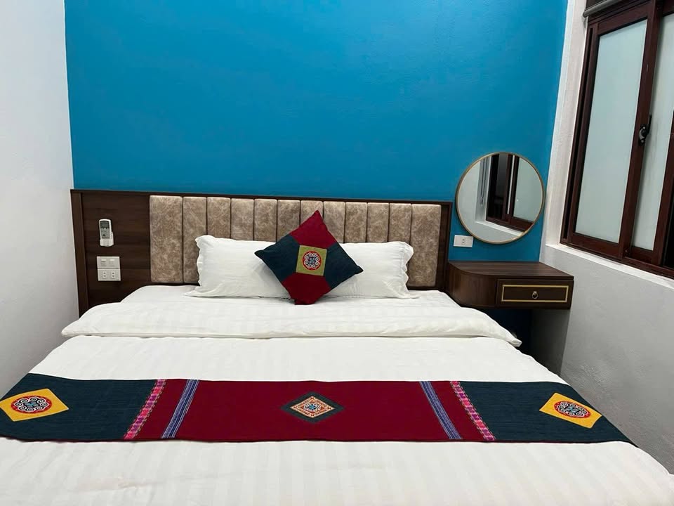 Khách sạn hiện đại tại trung tâm Sapa 130m² giá 2x tỷ - Cơ hội đầu tư hấp dẫn!