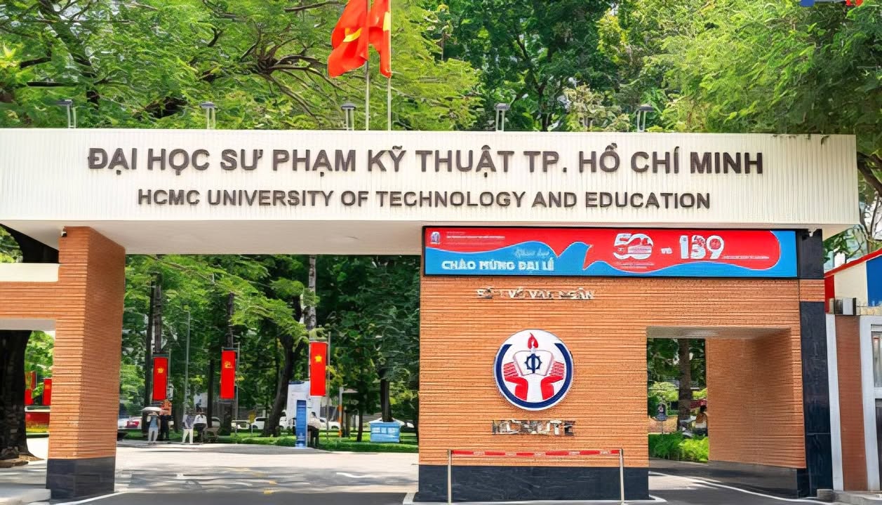 Nhà 3 tầng Phường Linh Xuân Thủ Đức 51m² giá 4 tỷ - Ô tô vào tận nơi!