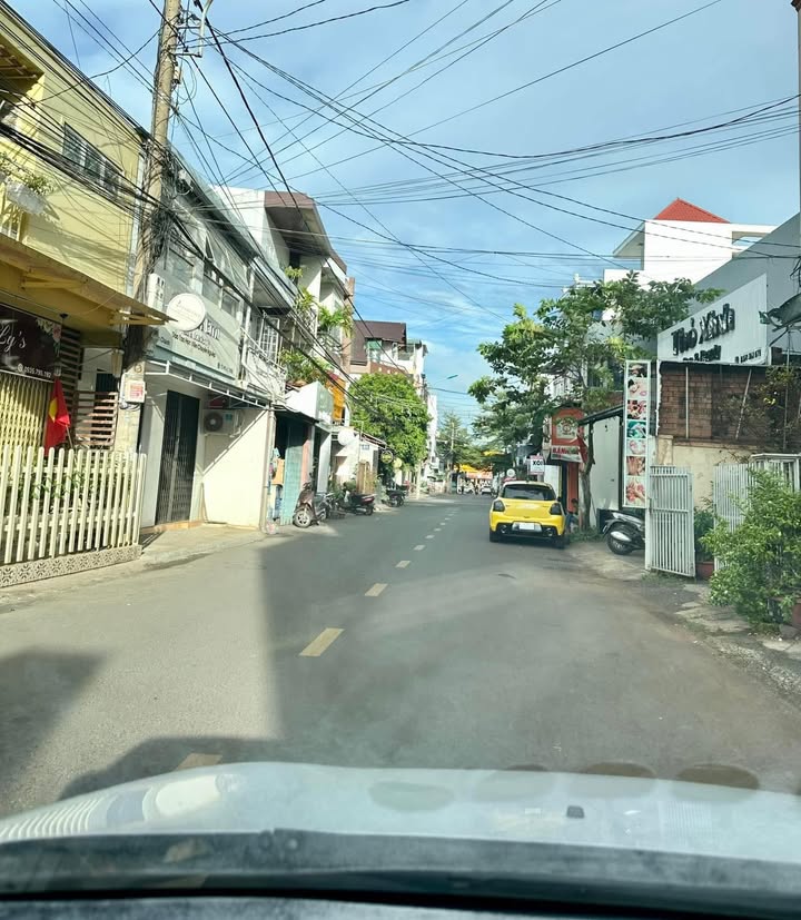 Nhà mặt tiền kinh doanh Nguyễn Chánh, Buôn Ma Thuột 85m² giá 9.3 tỷ - Đầu tư sinh lời ngay!