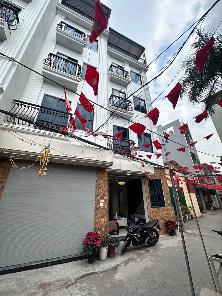 Nhà Liên Mạc 45m² giá 6 tỷ - Lô góc thoáng sáng, ô tô tránh!