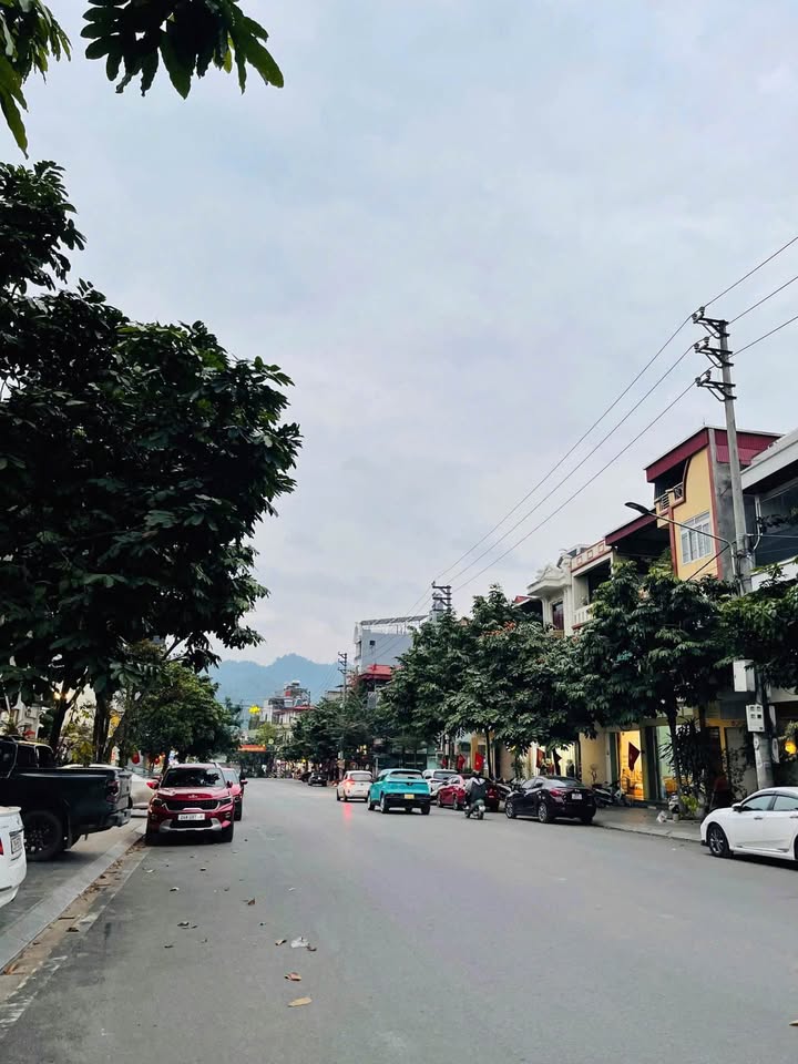 Nhà mặt đường Quy Hoá, Lào Cai 80m² giá 5 tỷ - Cơ hội kinh doanh tuyệt vời!