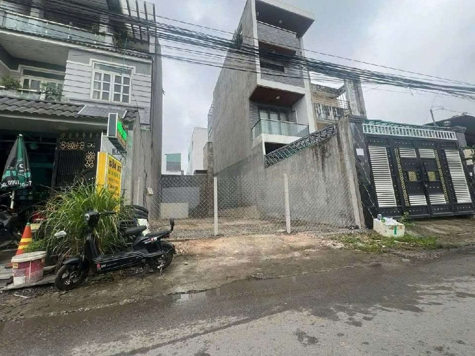 Đất mặt tiền Phú Hữu, TP. Thủ Đức 93m² giá 4 tỷ - Vị trí đắc địa, đầu tư sinh lời!