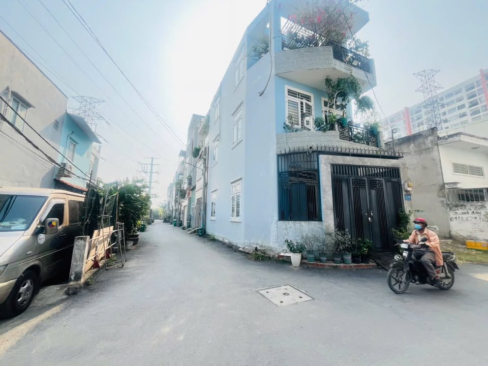 Đất nền Phường Linh Đông 53m² giá 4.9 tỷ - Đường 6m, hướng Đông Nam